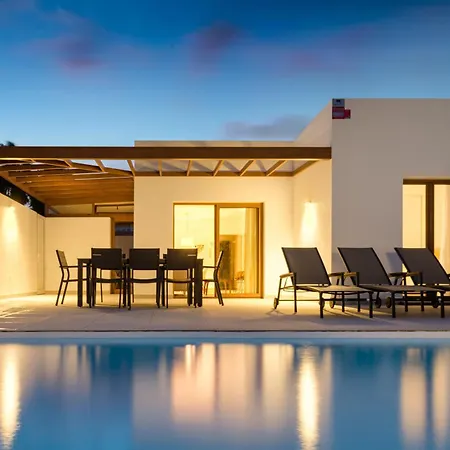 Anisa - Vipvipvillas Вілла Плайя-Бланка